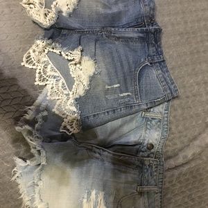 American eagle almost famous shorts distressed 11/12
